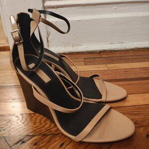 Elegant Tan & Black Platform Heels